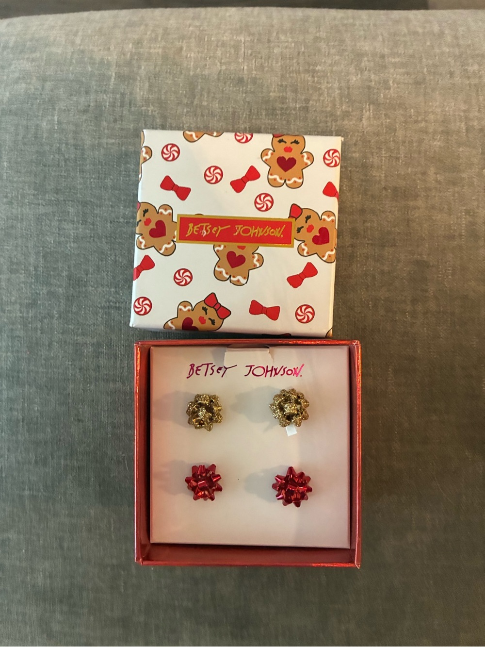 Betsey Johnson Gold and Red Bow Stud holiday Earring Set new in box